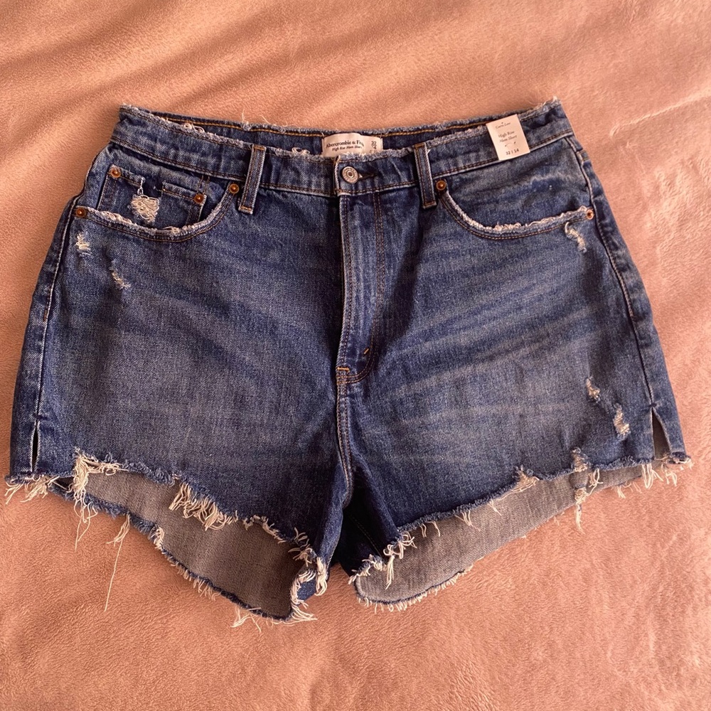 Abercrombie High Rise Mom Shorts